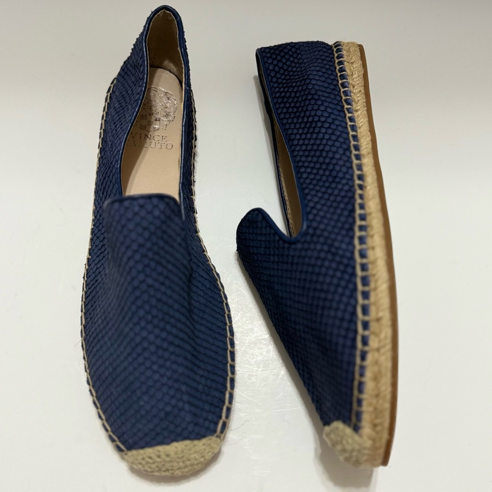 Vince Camuto “Driston” Blue Textured Suede Espadrille Slip-On Loafers EUC